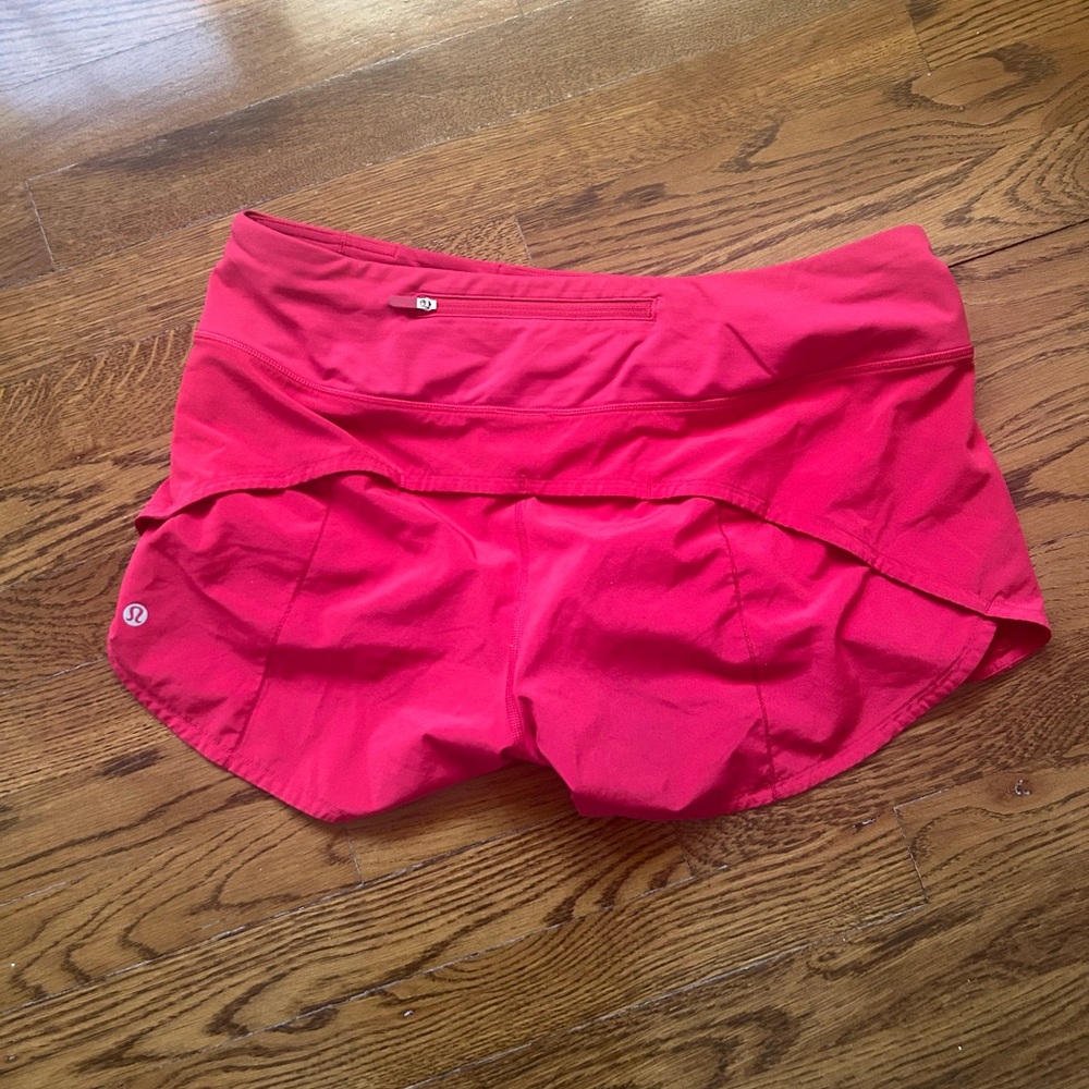 LULULEMON 🍋 speed up shorts Red size 10